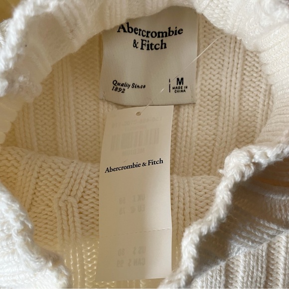Abercrombie & Fitch Ribbed Knit Mock Neck Pullover Sweater Size M Ivory Cotton - Picture 4 of 14
